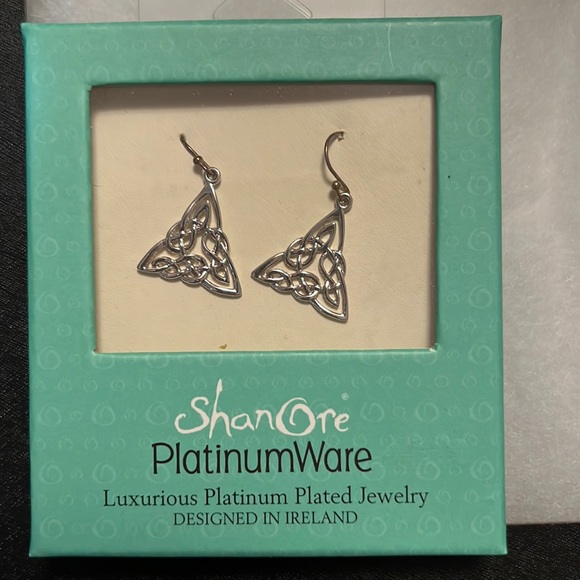 PlatinumWare Earrings. - Picture 1 of 2